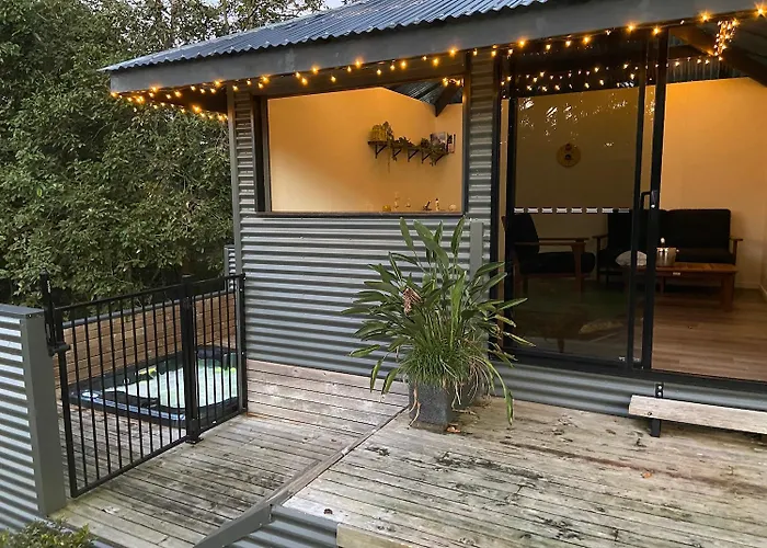 Seclude Rainforest Retreat
